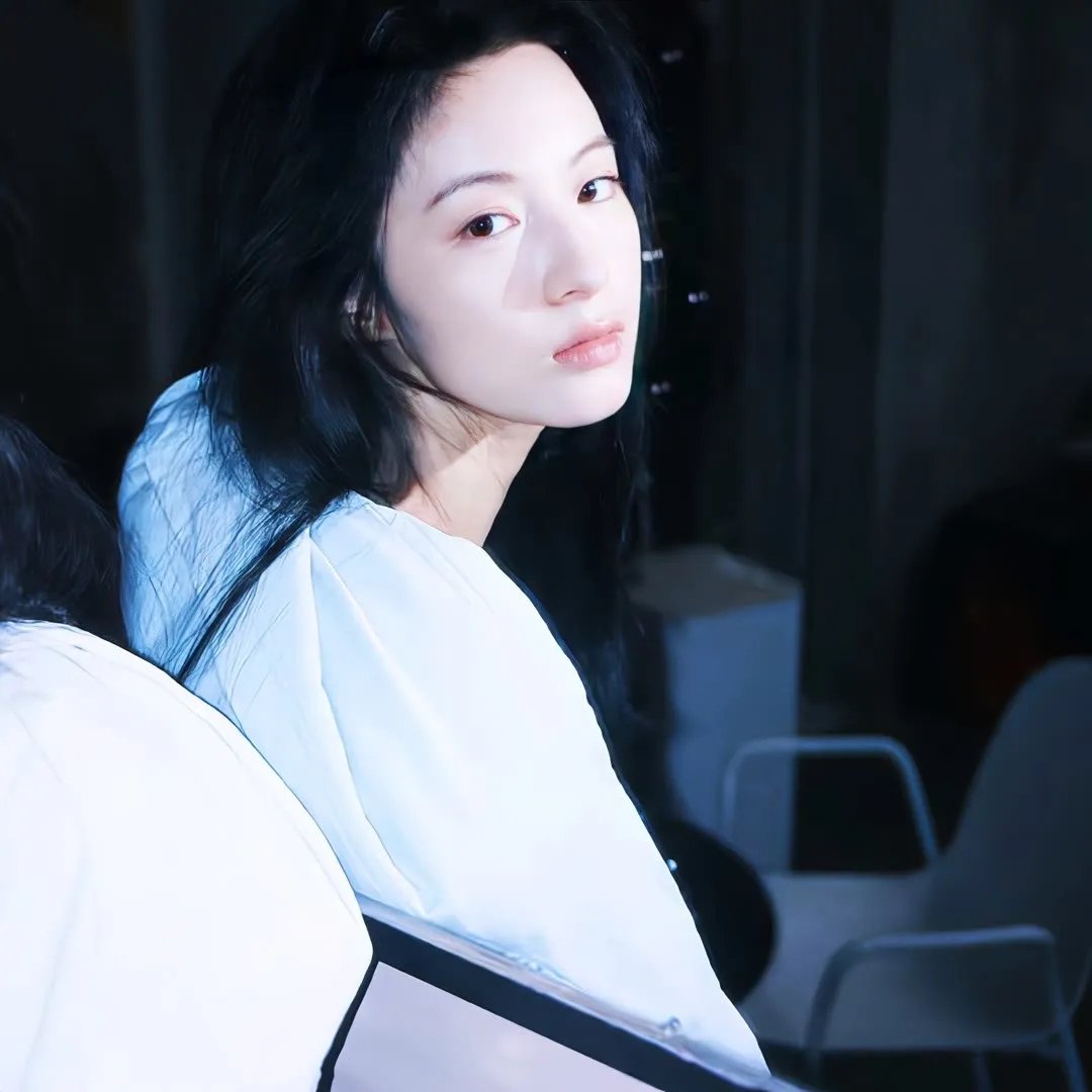 我的妈妈跳起来